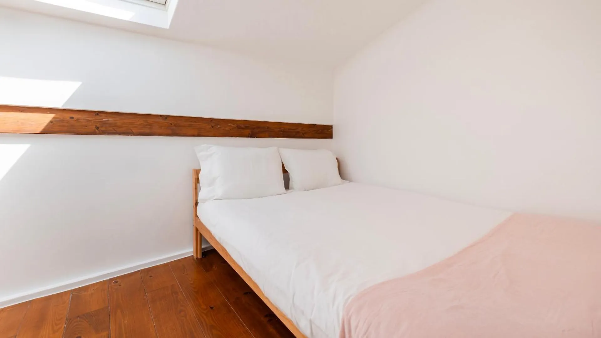 Charming 3Bdr Duplex In City Center By Lovelystay Lisbon