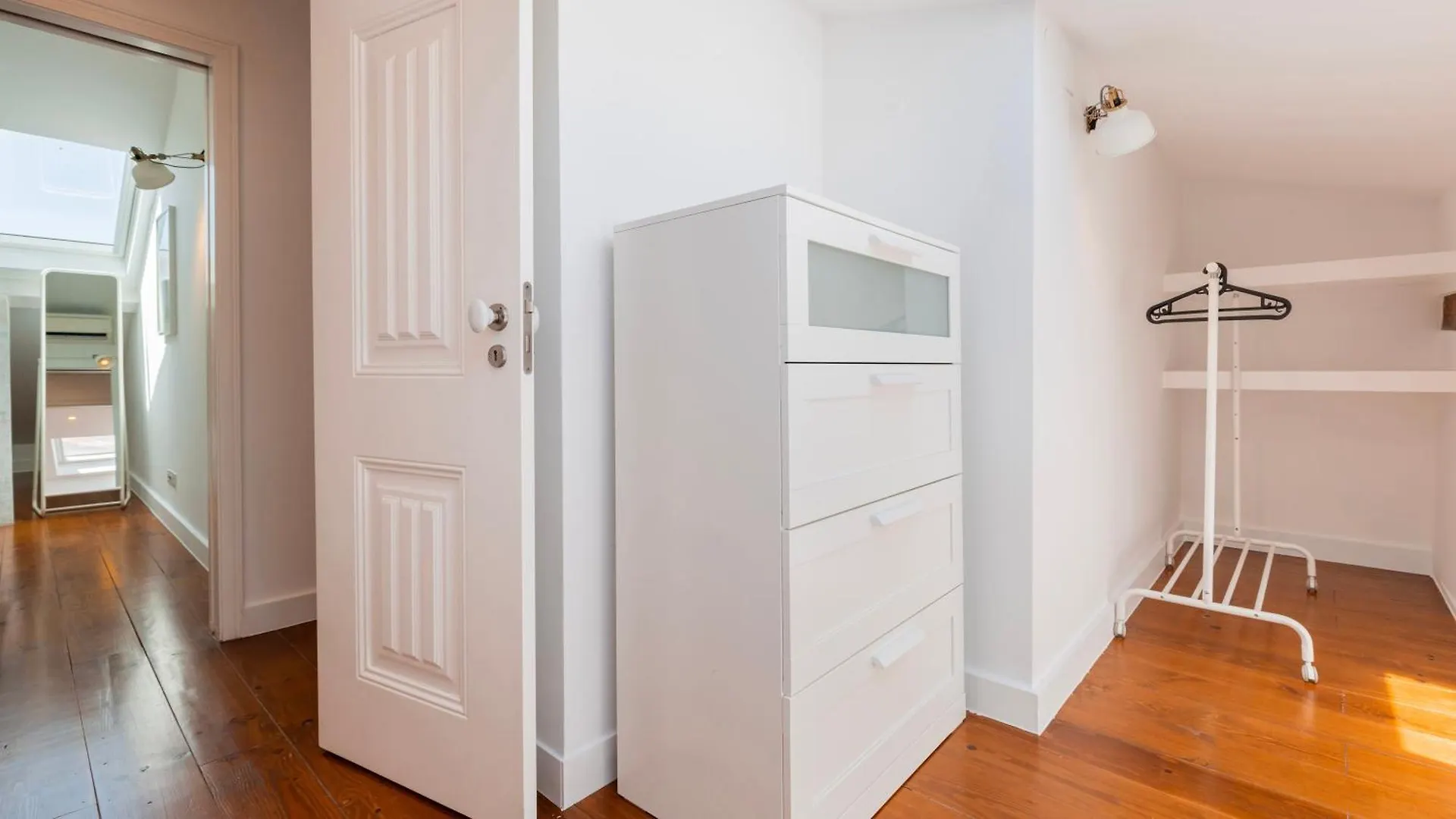 Charming 3Bdr Duplex In City Center By Lovelystay Lisbon
