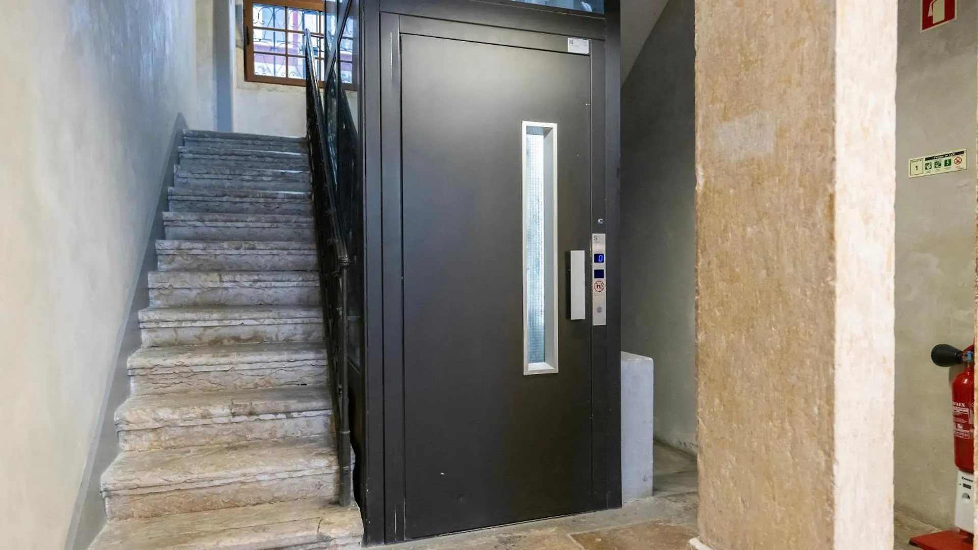 Charming 3Bdr Duplex In City Center By Lovelystay Lisbon Apartment