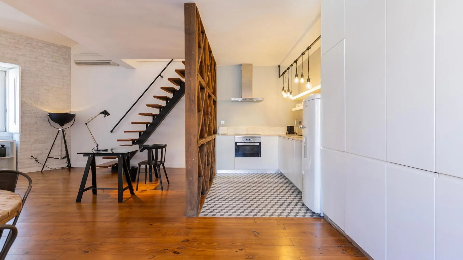 Charming 3Bdr Duplex In City Center By Lovelystay Lisbon Portugal