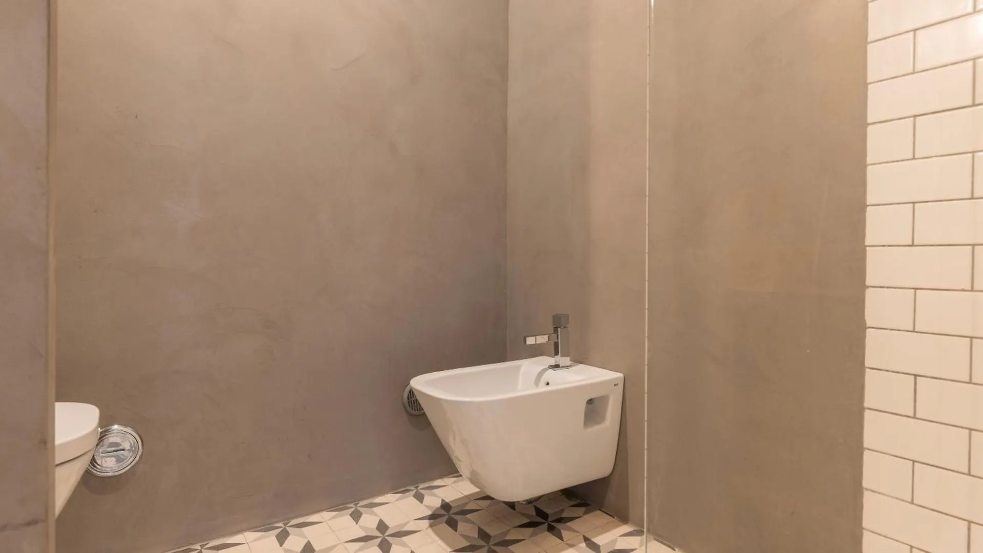 Charming 3Bdr Duplex In City Center By Lovelystay Lisbon Apartment